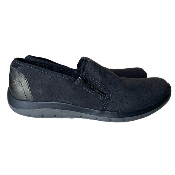 Aravon Shoes - Aravon Wembly Side Zip Faux Suede Shoes Size 8.5 Narrow